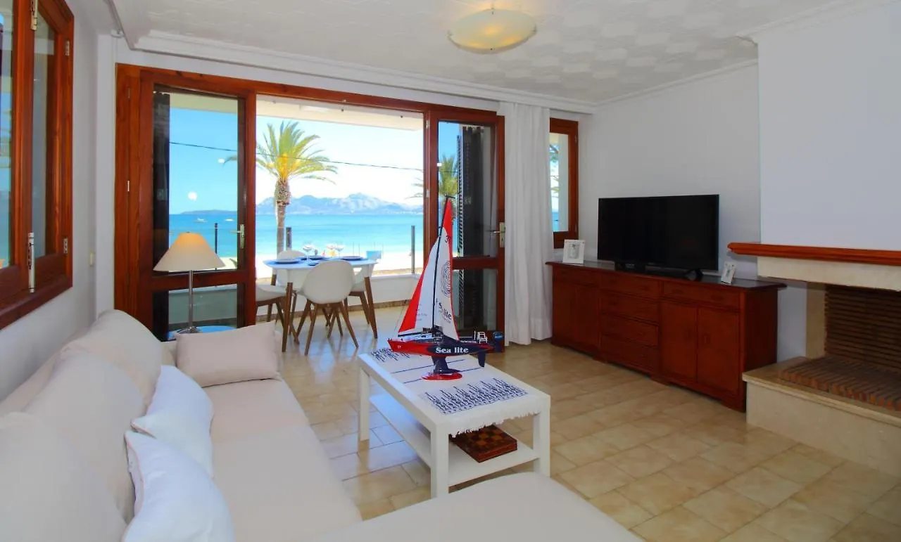 Family Seafront Apt Fantastic Seaview Pollenca Spain